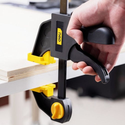 Струбцина Deli швидкозатискна 18 см (EDL110118)