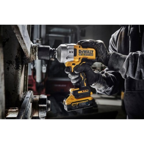 Гайковерт DeWALT 18 В XR Li-lon, 1626 Нм, 2x5Ah PowerStack, TSTAK (DCF961H2T)