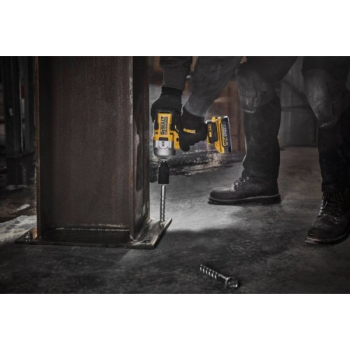 Гайковерт DeWALT 18 В XR Li-lon, 1626 Нм, 2x5Ah PowerStack, TSTAK (DCF961H2T)