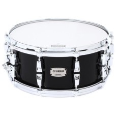 Малий барабан Yamaha Absolute Hybrid Maple Snare 14" (Solid Black) (AMS1460 SOB)