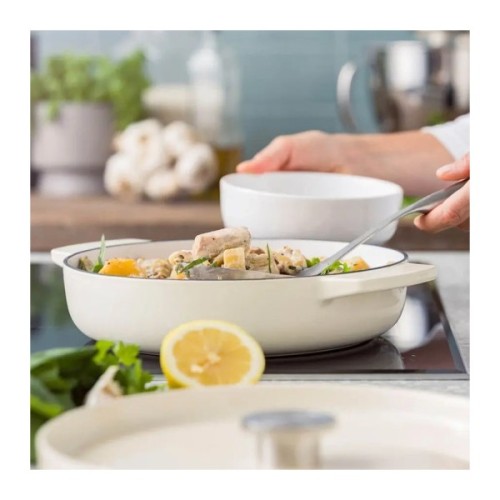 Сотейник KitchenAid Cast Iron чавунний з кришкою, 26 см, 2,77 л, мигдалевий крем (CC009010-001)