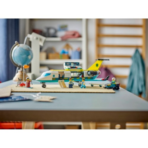 Конструктор LEGO City Літак швидкої медичної допомоги (60465)
