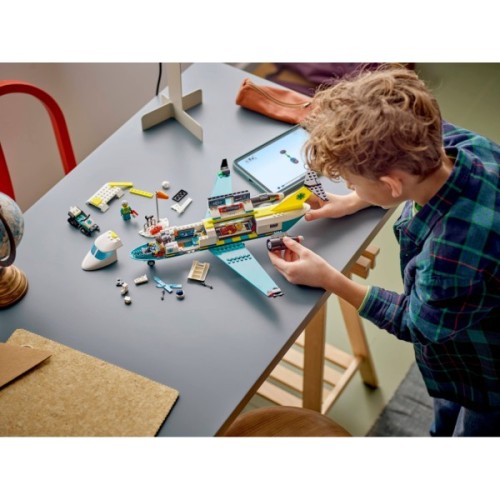 Конструктор LEGO City Літак швидкої медичної допомоги (60465)