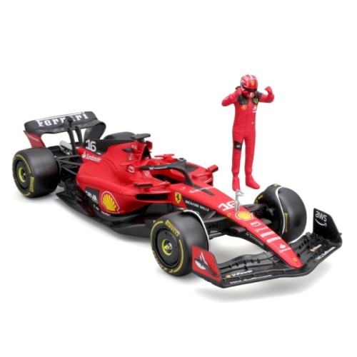 Масштабна модель автомобіля Bburago Автомодель з фігуркою - Ferrari SF-23, 1:24 (18-26809)
