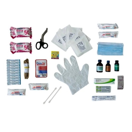 Автомобільна аптечка Poputchik 02-070-М