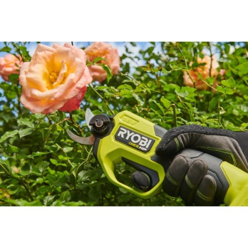 Секатор Ryobi ONE+ HP RY18SCXA-120T, 18V, 2Ah, до 28мм, кейс (5133005788)