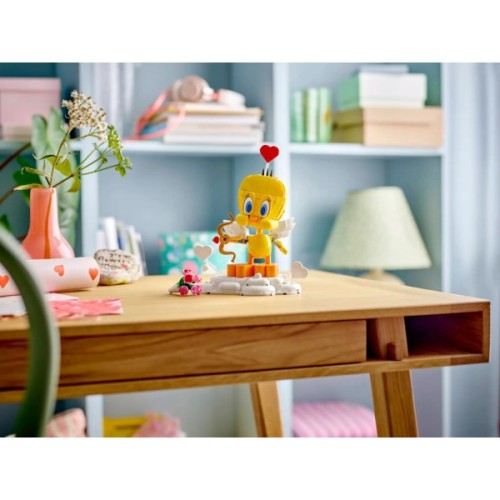 Конструктор LEGO Iconic Милий птах Твіті (40824)