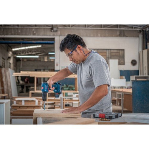 Шуруповерт Bosch GSB 185-LI, 2х2.0 Ah, ЗП GAL 18V-20, кейс (0.601.9K3.100)