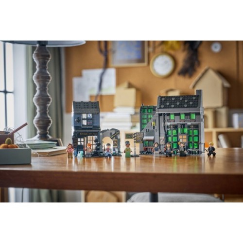 Конструктор LEGO Harry Potter Магазини для чарівників на Алеї Ноктерн (76471)