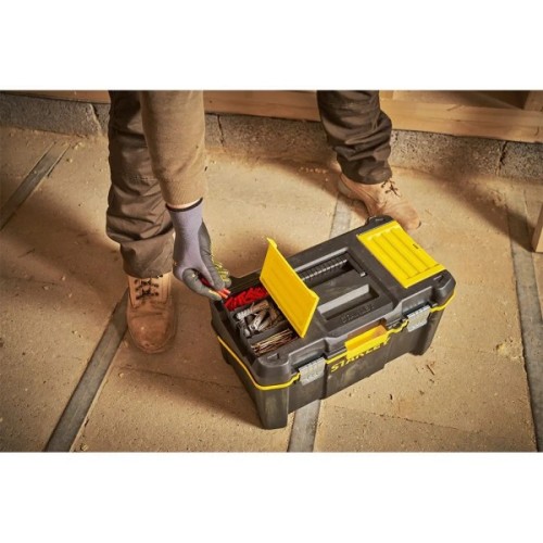 Ящик для інструментів Stanley ESSENTIAL Cantilever, 19", 490х290х250 мм, з металевими зам (STST83397-1)
