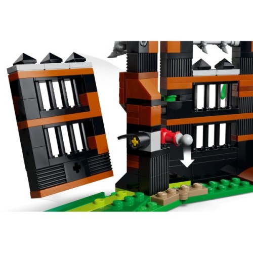 Конструктор LEGO Jurassic World Втеча спинозавра (77982)