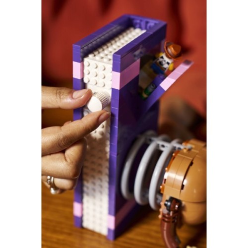 Конструктор LEGO Disney Pixar Книжкові підставки «Собачка Спіралька» з «Історії іграшок» (43301)