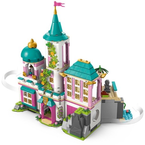 Конструктор LEGO Disney Замок принцеси та королівські улюбленці (43267)