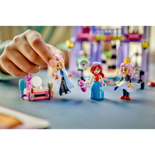 Конструктор LEGO Friends Модний показ у Хартлейк-Сіті (42685)