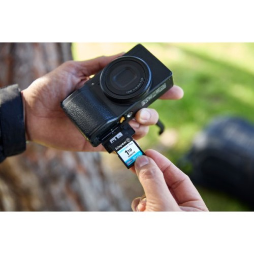 Карта пам'яті Kingston 256GB SDXC сlass 10 UHS-I U3 V30 Canvas Go Plus G4 (SDG4/256GB)