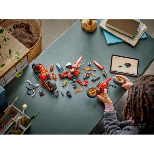 Конструктор LEGO NINJAGO Бойова машина ніндзя (71844)