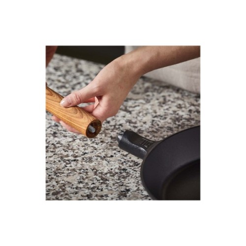 Сковорода Fiskars Norden чавунна 28 см (1026571)