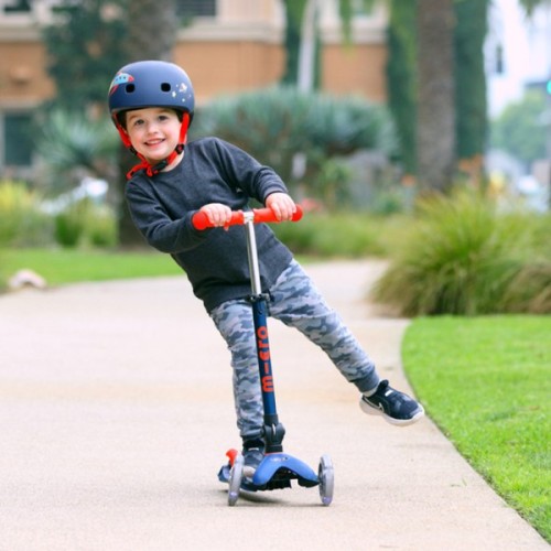 Самокат Micro Mini Deluxe Foldable LED" складний Синій" (MMD196)