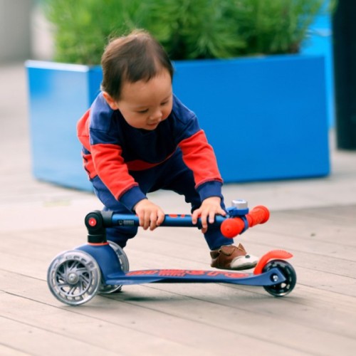 Самокат Micro Mini Deluxe Foldable LED" складний Синій" (MMD196)