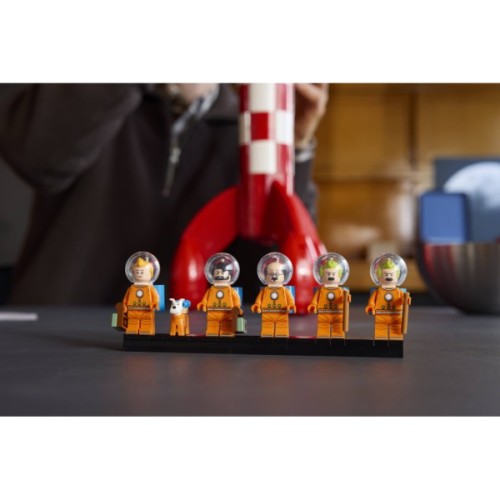 Конструктор LEGO Ideas Місячна ракета TINTIN (21367)