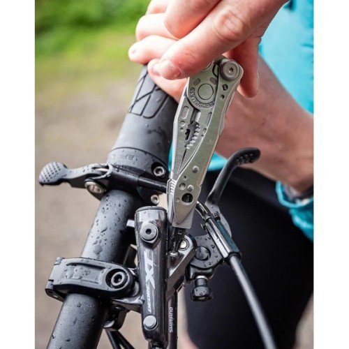 Мультитул Leatherman Skeletool, картонна коробка (830920)