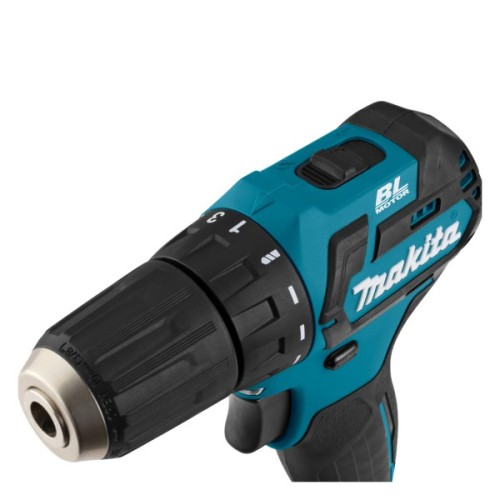 Шуруповерт Makita DF332DWYE, 10.8V, АКБ 2x1.5Ah, 21·35Нм, 0-450·0-1500об/хв, ЗП, кейс, 0.86кг (DF332DWYE)