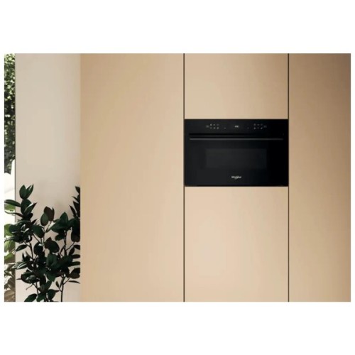 Мікрохвильова піч Whirlpool WMD7O4TB