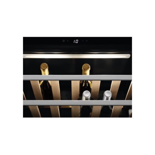Холодильник Electrolux KBW6X