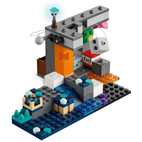 Конструктор LEGO Minecraft Зустріч із Захисником (21274)