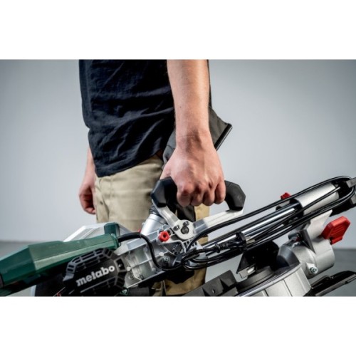Торцювальна пила Metabo KGS 254 M 1800Вт, 254мм, 16.1кг (613254000)