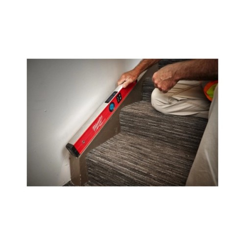 Рівень Milwaukee цифровий акумуляторний L4 REDSTIC, 60 см (4933471978)