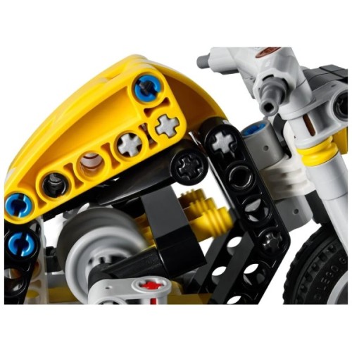 Конструктор LEGO Technic Жовтий мотоцикл (42225)