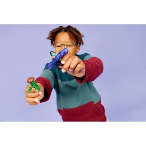 Конструктор LEGO Ninjago Нія проти спінера монстра-мутанта (71849)