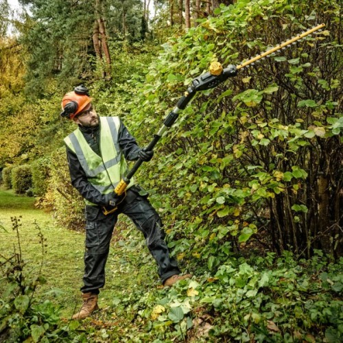 Кущоріз DeWALT зі штангою, 18V, 55 см (без АКБ та ЗП) (DCMPH566N)