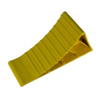 Упор під колесо Poputchik пластик жовтий 220 х 80 х 115 (16-040)