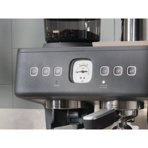 Ріжкова кавоварка еспресо Electrolux E8EC1-8BP