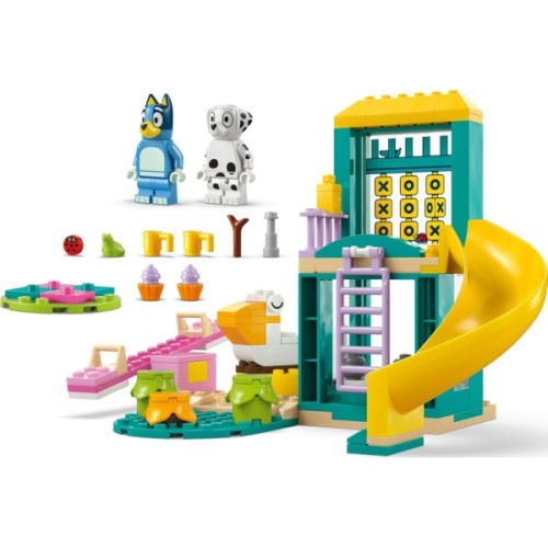 Конструктор LEGO Bluey Веселощі з Блуї та Хлоєю на ігровому майданчику (11201)
