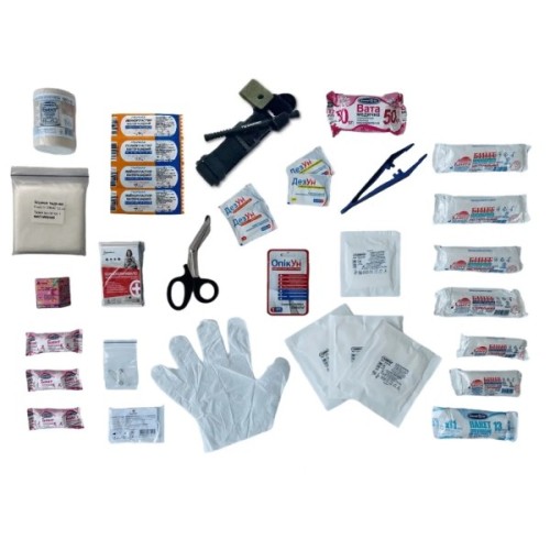 Автомобільна аптечка Poputchik 02-087-М