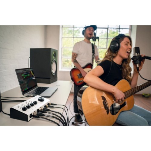 Аудіоінтерфейс Blackstar Polar 4 (301046)