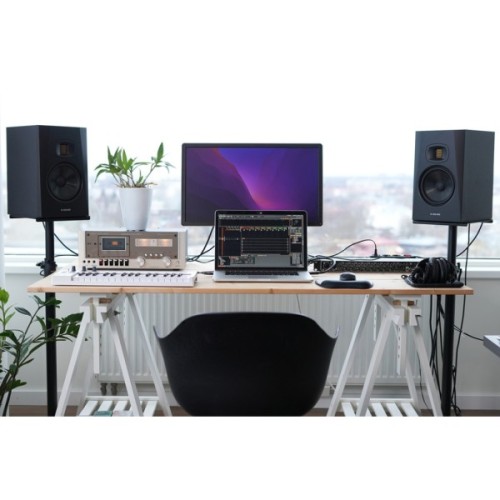 Студійний монітор ADAM Audio T7V (235741)