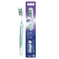 Зубна щітка Oral-B Pro 3D White Advanced Відбілювання Середньої жорсткості 1 шт. (8700216476324)