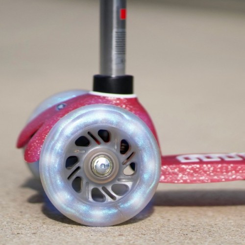 Самокат Micro Mini Deluxe Fairy Glitter LED Рожевий (MMD208)