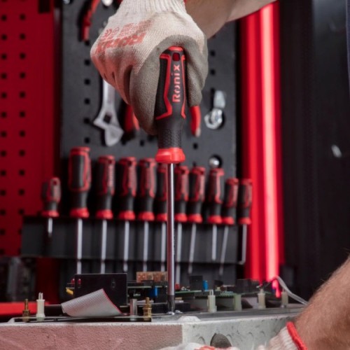 Викрутка Ronix 6*125 PH (RH-2848)