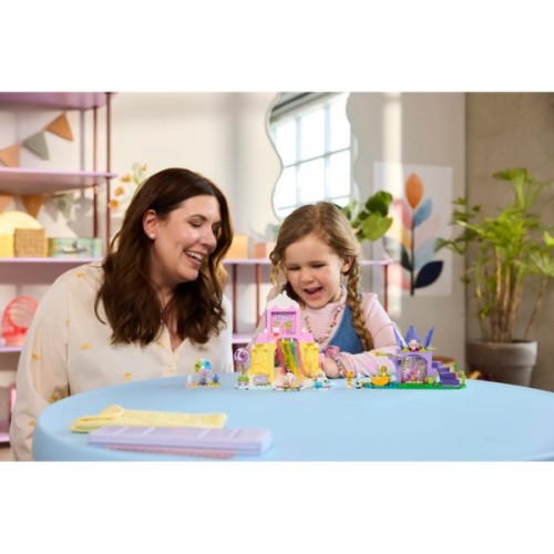 Конструктор LEGO Gabby's Dollhouse Гора солодощів і сад Кітті (11205)