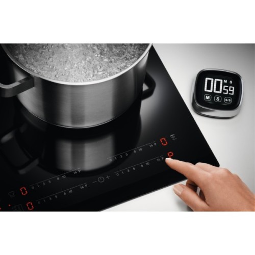 Варочна поверхня Electrolux LIT60336C