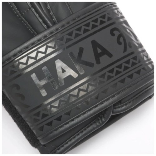 Боксерські рукавички Leone GN329 Haka Black 16 oz (GN329_Black_16oz)