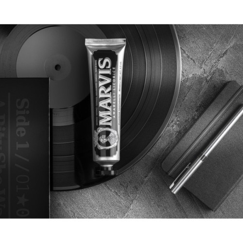 Зубна паста Marvis Амареллі лакриця і м'ята 85 мл (8004395111749)