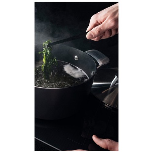 Каструля Fiskars Taiten з кришкою 3,5 л (1066952)