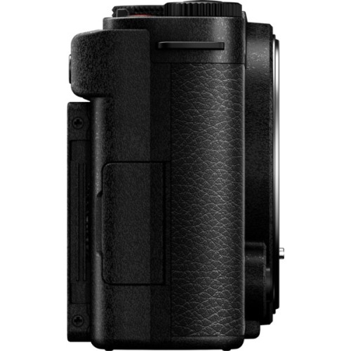 Цифровий фотоапарат Panasonic Lumix DC-S9 Body Jet Black (DC-S9E-K)