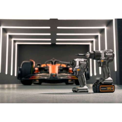 Набір електроіструментів DeWALT McLaren F1, 18V XR Li-lon, 2шт. кейс, 2 АКБ, ЗП (DCK200MM2T)